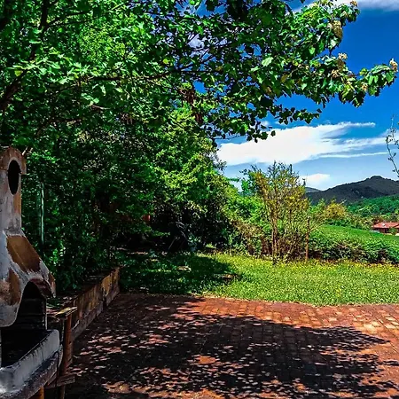 Locazione Turistica In Localita Capodacqua Di Foligno Via Colle N 8 * Capodacqua (Foligno)