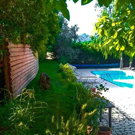 Locazione Turistica In Localita Capodacqua Di Foligno Via Colle N 8