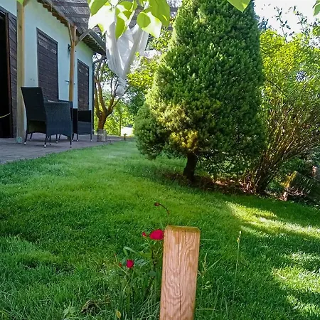 Hébergement de vacances Locazione Turistica In Località Capodacqua Di Foligno Via Colle N 8 *